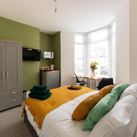 Bay City Studio Apartments By Staying-Away Cardiff Exterior photo